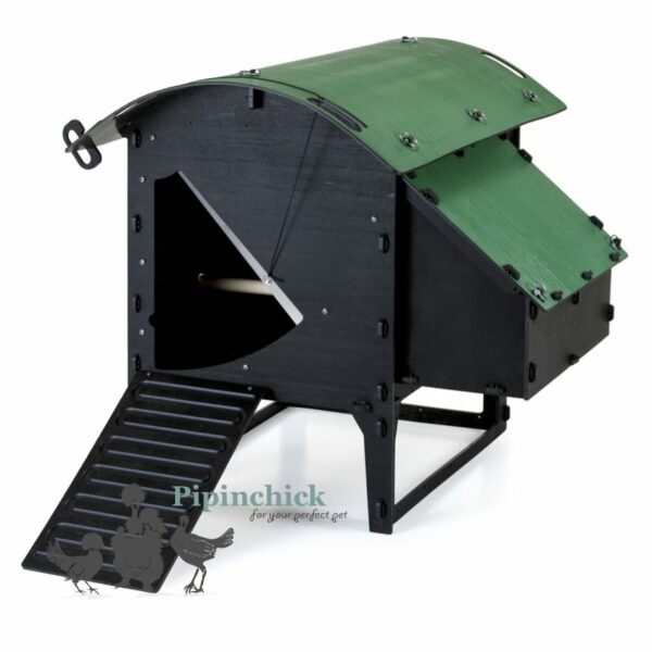 Nestera Medium Chicken Lodge 100% Recycled Plastic